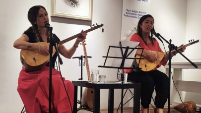 GÖKYÜZÜ Vakfı Aşıkların İzinde Türkü Gecesi Düzenledi