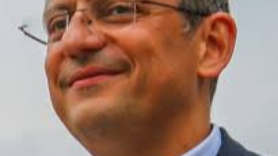 Özgür Özel:"Burada muhalefetin sorumluluğu demokrasiyi savunmaktır.