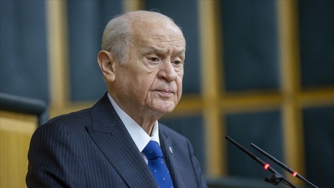 Bahçeli'den "terörle mücadele edenlere devlet şeref madalyası verilmesi" önerisi