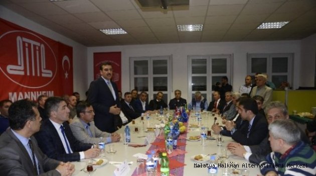 Bakan Tüfenkçi: "Gümrük Kapılarında Yoğunluğun Giderilmesi İçin Tek Durak Projesi Hayata Geçecek"