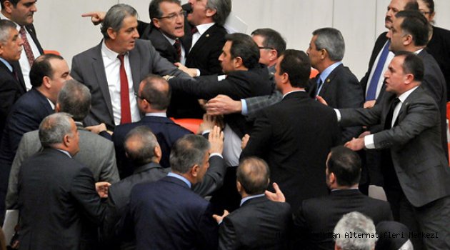 Cizre Gerginliği Genel Kurul Görüşmelerine Bir Saat Ara Verdirdi