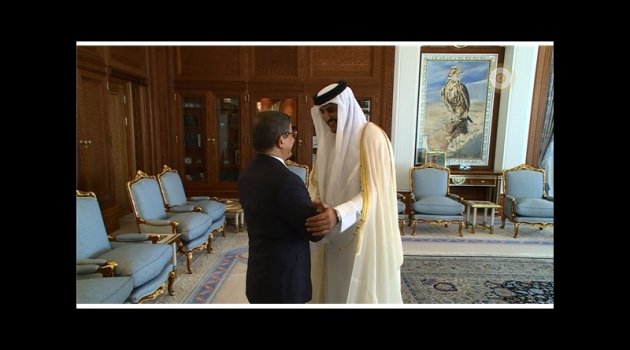 Davutoğlu Katar Emiri’yle görüştü