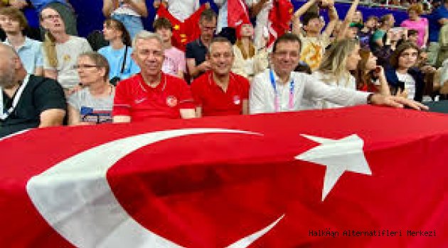Eleştirilerin hedefi olan Mansur Yavaş’tan ‘Paris’ açıklaması: Gezmeye gitmedim, harcamalarımızı kendi bütçemizden yaptık