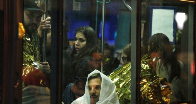 Fransa, İngiltere ile tüm ulaşımı 48 saatliğine askıya aldı