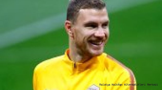Manchester United, Edin Dzeko'yu transfer etmek istiyor!