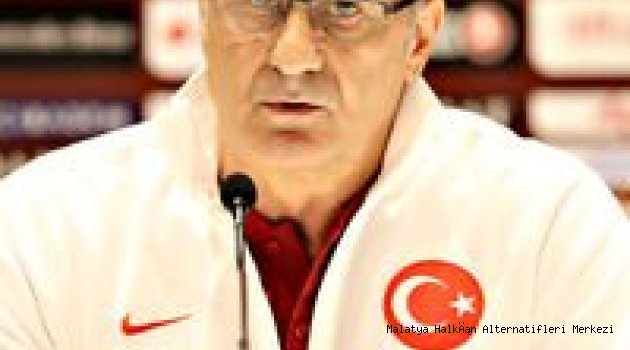 Şenol Güneş: Herkesin seveceği bir Milli Takım için çalışacağım