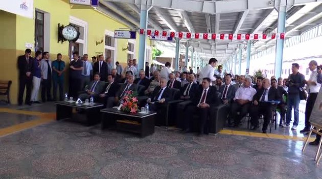 Vali Kamçı - Güvenlik Gerekçesiyle Adana Demirspor Takımının Kentten Ayrılması