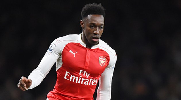 Welbeck 9 ay yok!