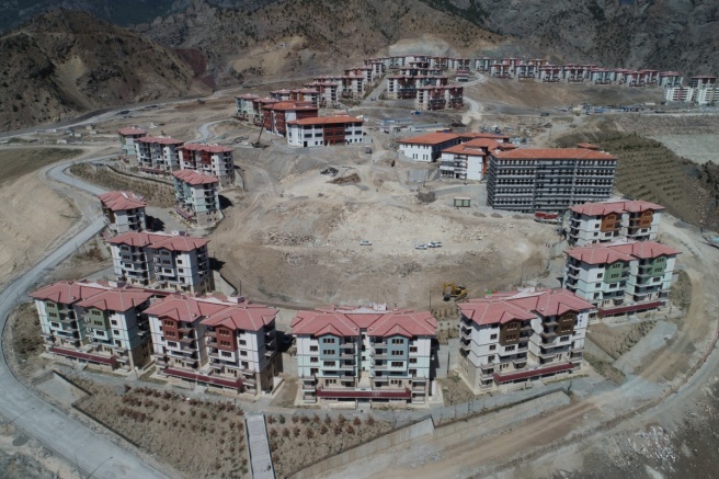 Yusufeli’nde yeni ilçedeki konutların taşınma işlemine başlandı