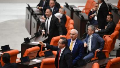 Meclis'te 'mandacı' ve 'alçak' tartışması